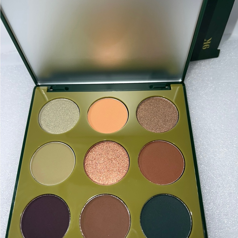 $6 Morphe khaki eyeshadow palette new in box $6 - Picture 7 of 8